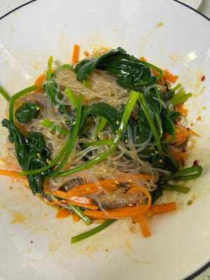 超好吃的“凉拌菠菜粉丝”的做法 步骤7