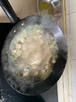 菠菜豆腐鸡蛋汤的做法 步骤6