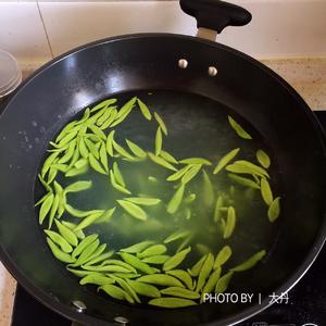 剪刀菠菜面的做法 步骤16