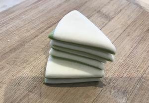 【菠菜双色花卷】馒头的花样的做法 步骤9