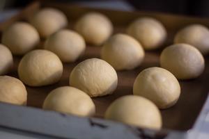 甘梅红薯乳酪小餐包?似蜜糖甜?冬日限定的做法 步骤9