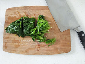 春日家常小炒｜菠菜炒豆皮胡萝卜的做法 步骤2