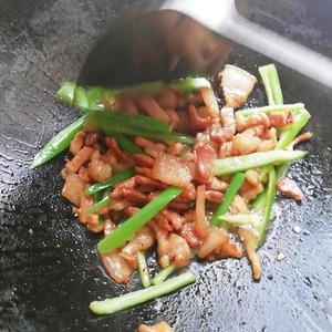 【胡萝卜炒杏鲍菇】比下馆子炒的还好吃的做法 步骤7