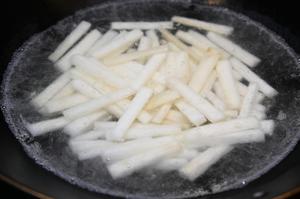 简单味美酱汁淮山的做法 步骤3