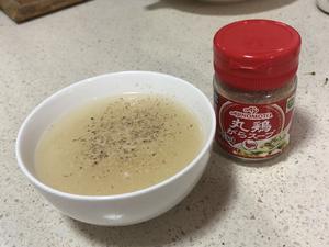 《昨日的美食》之花椰菜烩蟹肉棒的做法 步骤8