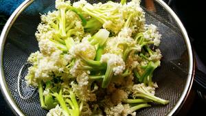 XO酱啫椰菜花(松花)的做法 步骤1