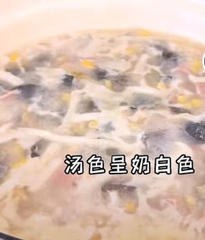 上汤西兰花配鸡肉卷 西兰花炒虾仁的做法 步骤13