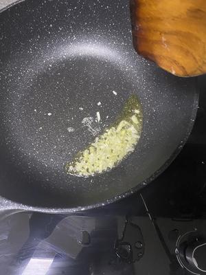 超多维生素减脂餐西蓝花胡萝卜口蘑虾仁拌意面的做法 步骤6