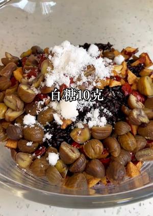 杂粮粘豆包紫米大福 粥 紫米饭团山药水果糕 休闲的做法 步骤8