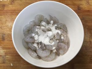 香菇西蓝花炒虾仁的做法 步骤4