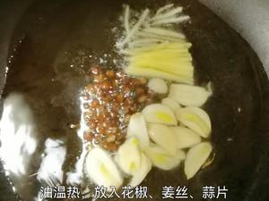 这么炒包菜，吃到空碗的做法 步骤4