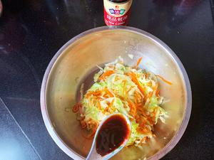 超低卡好吃不胖蒸包菜团子的做法 步骤5