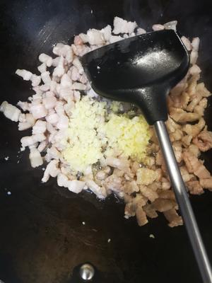 《圆白菜虾皮粉条酱肉包》的做法 步骤5