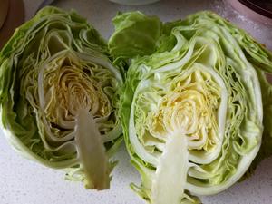 凉拌蒜香圆白菜的做法 步骤1