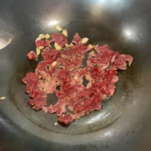 酸辣藕尖炒牛肉（超开胃哟）的做法 步骤9