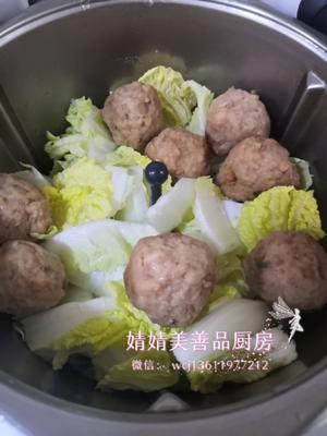 白菜粉丝肉圆汤的做法 步骤1