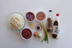 健康主食系列｜韩式炒花椰菜饭，不含一粒大米的生酮主食替代的做法 步骤1