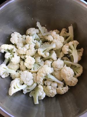 ༄「豆瓣酱炒花菜」༄的做法 步骤1