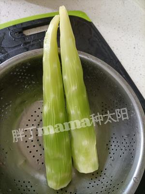 家常菜葱油莴苣的做法 步骤1