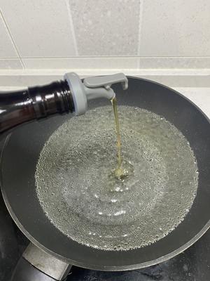 茭白炒肉丝的做法 步骤5