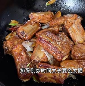 复刻糖醋排骨小白菜豆腐汤西红柿鸡蛋的做法 步骤6