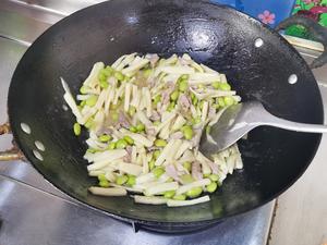 茭白毛豆炒肉丝的做法 步骤8