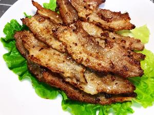 生菜包盐煎肉的做法 步骤4
