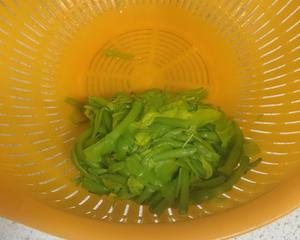 新鲜黄花菜炒鸡蛋的做法 步骤6
