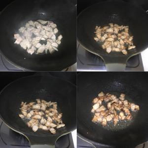 五花肉炒黄花菜的做法 步骤5