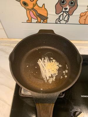 蒜蓉西生菜的做法 步骤8