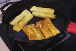 韭黄肉丝春卷的做法 步骤7
