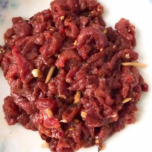 香菜炒牛肉（嫩）的做法 步骤1