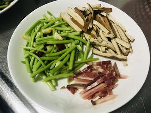 夏季美食苋菜杆炒香干的做法 步骤8