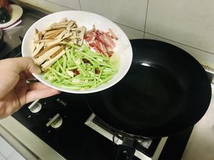 夏季美食苋菜杆炒香干的做法 步骤9