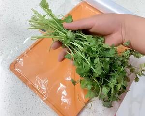 香菜保存长时间的妙招的做法 步骤5