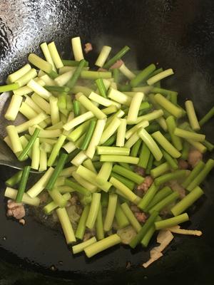 「蒜苔肉沫炒香干」下饭下饭！！！的做法 步骤8