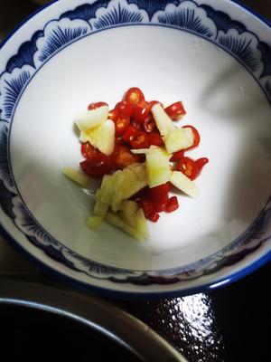 紫苏土豆片的做法 步骤2