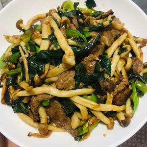 蘑菇紫苏炒牛肉（自创）的做法 步骤13