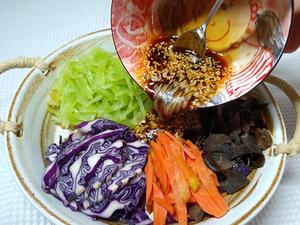 彩虹大拌菜的做法 步骤7