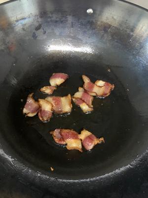 腊肉炒空心菜的做法 步骤3