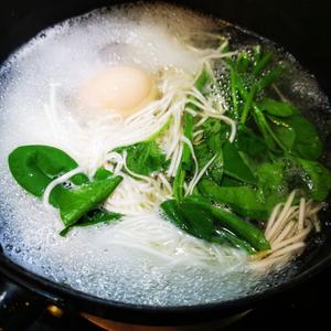 兑一碗酸菜面的做法 步骤5