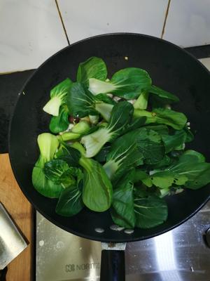 炒油菜 油麦菜 空心菜 等一切绿叶菜的做法 步骤4