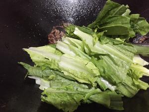 豆豉鲮鱼炒油麦菜的做法 步骤8