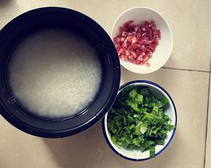 有手就会做的～电饭煲香肠菜饭～(咸肉菜饭)的做法 步骤1