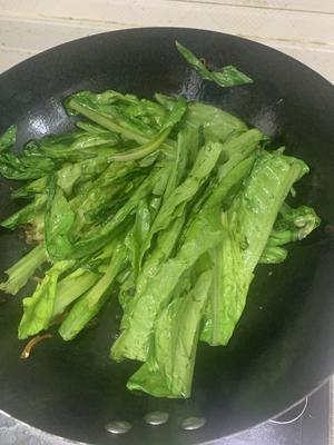 豆豉鲮鱼油麦菜的做法 步骤8