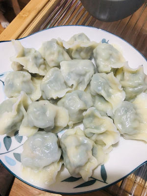 荠菜蛤蜊饺子?的做法 步骤8