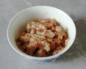 猪肉荠菜鲜虾大馄饨的做法 步骤4