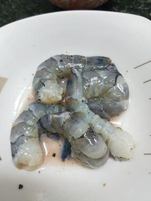 荠菜虾仁饭团的做法 步骤1