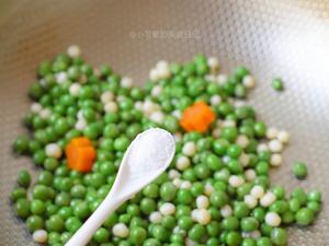 【鸡头米炒豌豆-豆蔻年华】花样年夜饭 14的做法 步骤13