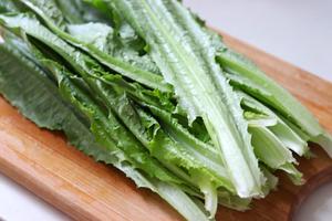 青菜（油麦菜）炒饭的做法 步骤1